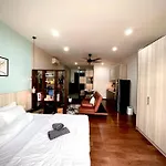 Premium Cozy Studio Near Mid Valley