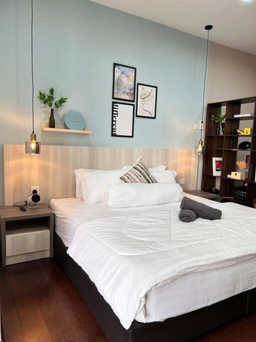 Pangsapuri Premium Cozy Near Mid Valley *